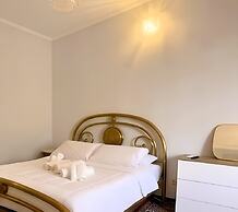 S.R. Guesthouse