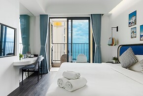 Capella Apartment Fireworks & Ocean View