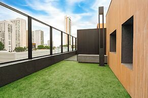 STAY Hub Compact Life