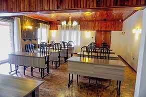 4 Tee's Hotel Rongai