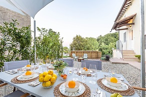 Villa Podere Falcione