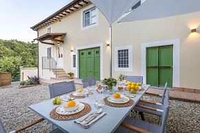 Villa Podere Falcione