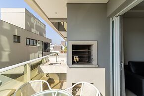 Apt w/ BBQ 1km From Jurere Beach - Les106