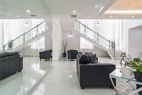 Ocean Pearl House