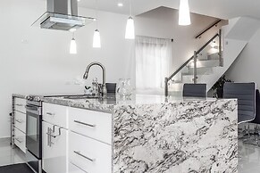Ocean Pearl House