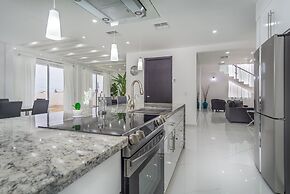 Ocean Pearl House