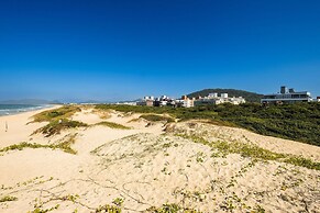 High Standard Studio on the Sand in Floripa Irb205