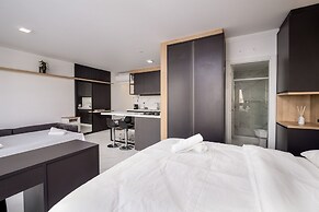 High Standard Studio on the Sand in Floripa Irb205