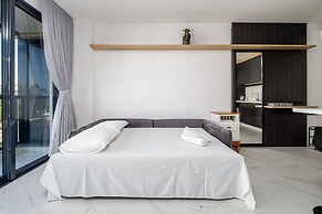 High Standard Studio on the Sand in Floripa Irb205