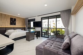 High Standard Studio on the Sand in Floripa Irb205