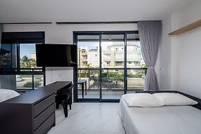 High Standard Studio on the Sand in Floripa Irb205