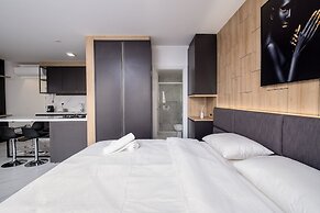 High Standard Studio on the Sand in Floripa Irb205