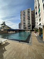 9 Karat Condo by PSR