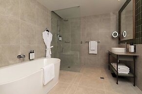Crowne Plaza Geelong by IHG