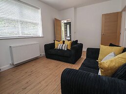 5 Marsh Lane