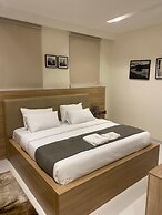 Adar Hotel