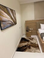 Adar Hotel