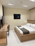 Adar Hotel