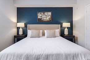 Miramar Apartments By Landing