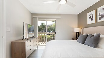 Landing Apartments - Eureka