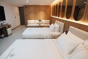 HOTEL MARIESTAY TAEN