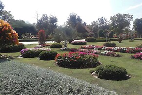 Naya Park View Hotel