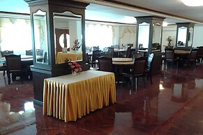 Naya Park View Hotel