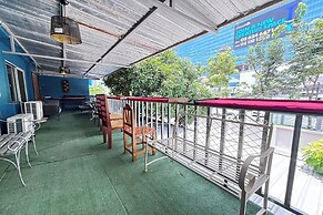 Sunshiny-BB Hostel near Punnavithi BTS station