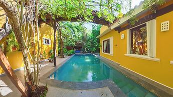 Villa con Piscina y Acceso a Laguna Yalkú, Akumal