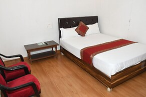 Lotus Hotel Inn