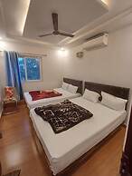 Lotus Hotel Inn