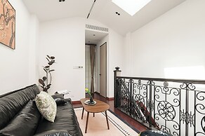 A detached old Shanghai villa