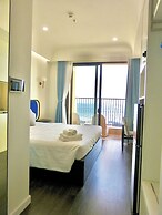 Aura Apartment