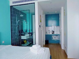 Aura Apartment