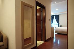 Crescent International Hotel