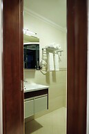 Crescent International Hotel