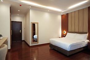 Crescent International Hotel
