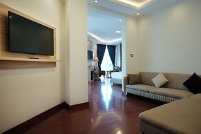 Crescent International Hotel