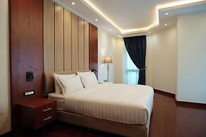 Crescent International Hotel