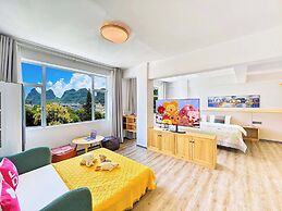 Yangshuo Singingriver climbers house
