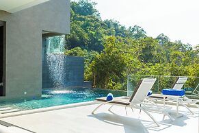 Pool Villa Gym & Ocean Views V111