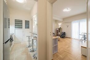 Megaron Suite by Cloudkeys