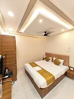 Hotel BN&K Grand Varanasi