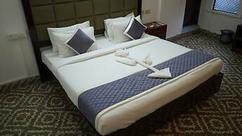 Pournami Inn