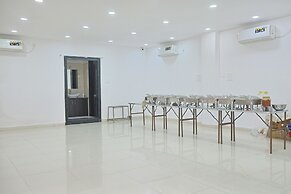 HOTEL GOLDEN TREE