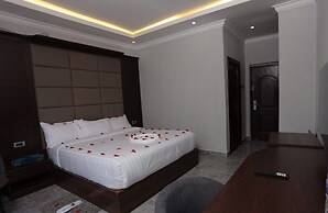 Lewi Resort Bonga