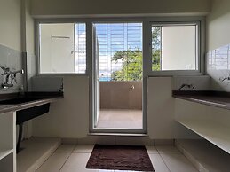 Savi Service Apartments