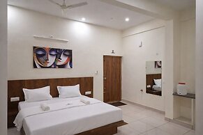 Savi Service Apartments