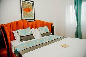 Exotic Plaza Hotel