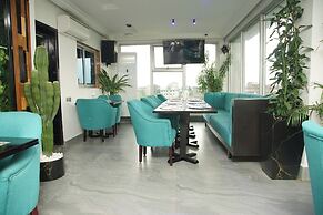 Exotic Plaza Hotel